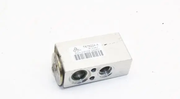 Renault Megane IV Air conditioning (A/C) expansion valve T67622A