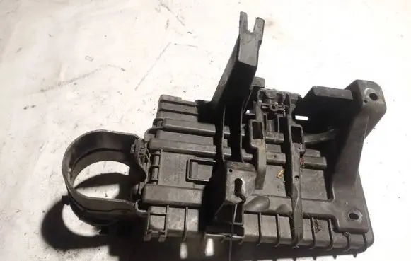 Opel Meriva A Battery box tray 600002190 13167334