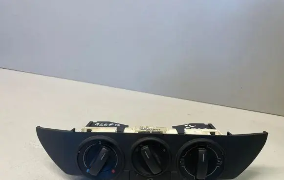 Volkswagen Polo IV 9N3 Climate control unit 6Q0819045T