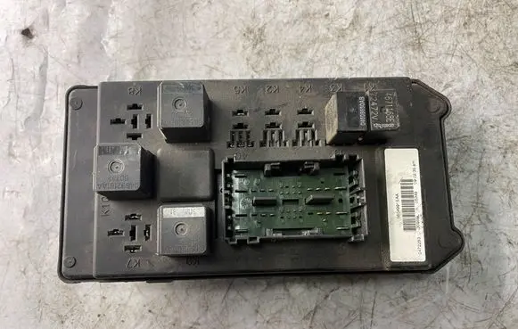 Jeep Grand Cherokee (WK) Fuse module 56049915AA