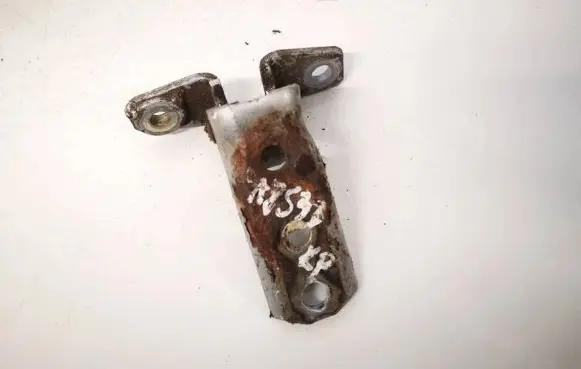 Mitsubishi Pajero Front door upper hinge