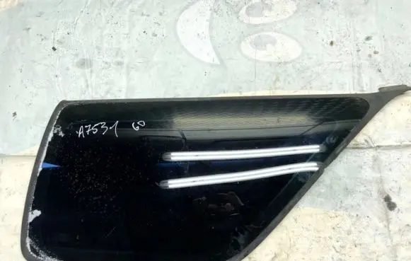 Renault Laguna I Rear side window 43r005223 43r-005223