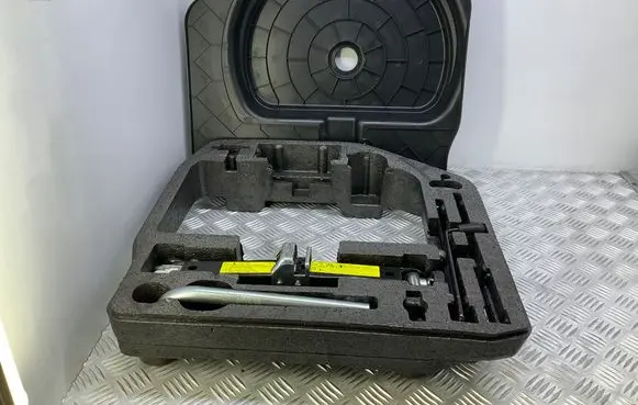 Audi A5 8T 8F Tool set 8T0012116B 8T0012109A 8N0012219