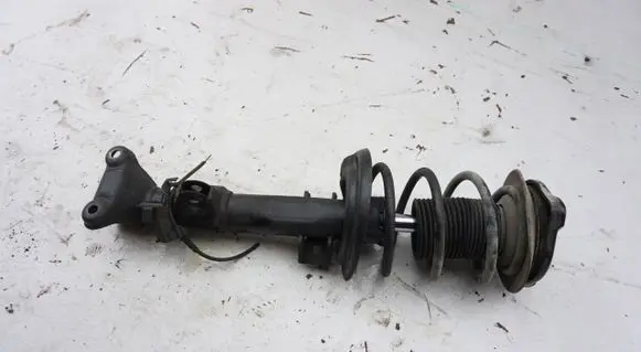 Mercedes-Benz C W204 Front wheel hub spindle knuckle MCPERSON