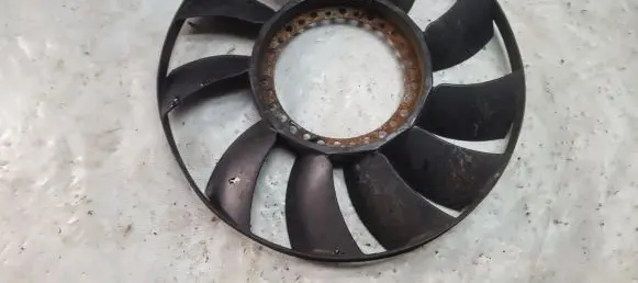 Volkswagen PASSAT B5 Fan impeller 059121301
