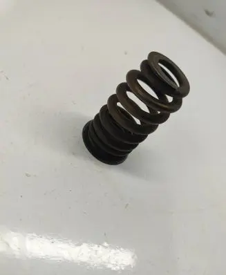 Dodge RAM Valve spring 68080909AB 68080909AA