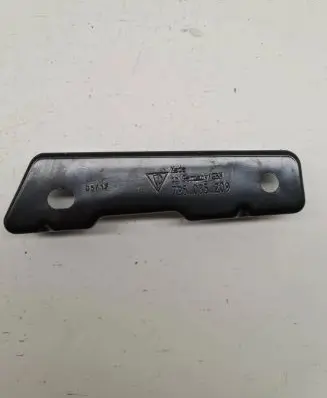 Porsche Cayenne (92A) Navigation GPS unit bracket/holder 7P5035209