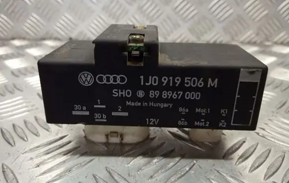 Skoda Fabia Mk1 (6Y) Coolant fan relay 1J0919506M