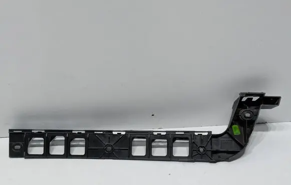Skoda Octavia Mk3 (5E) Rear bumper mounting bracket 5E5807863