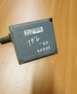 Ford Focus Engine control unit/module 7M5112A650AFA S118934202A