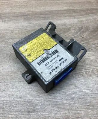 Mazda 323 F Airbag control unit/module BC1M57K30 12192661