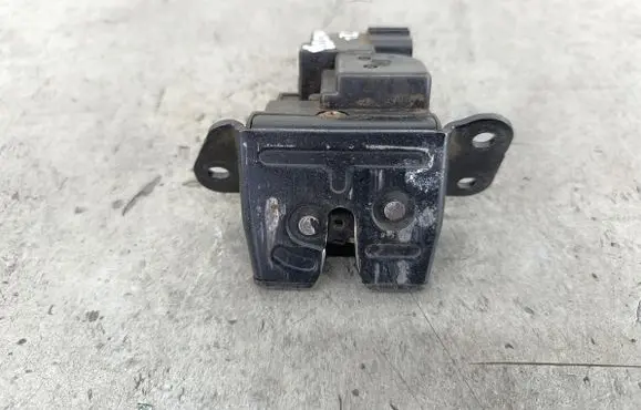 KIA Ceed Tailgate lock latch 