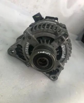 Opel Mokka B Generator/alternator 9835688980