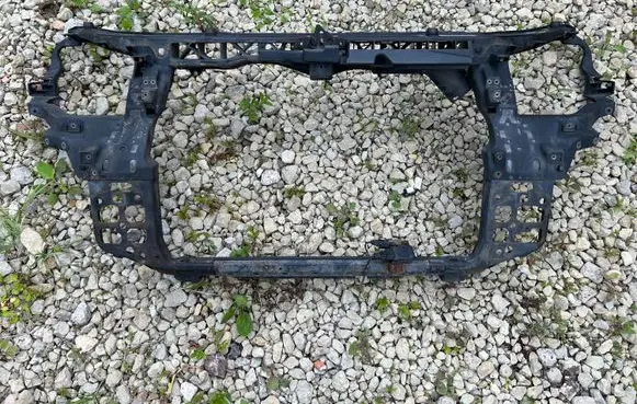Hyundai Santa Fe Radiator support slam panel