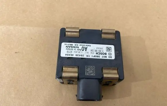 Nissan Qashqai Distronic sensor radar 284384EA5A