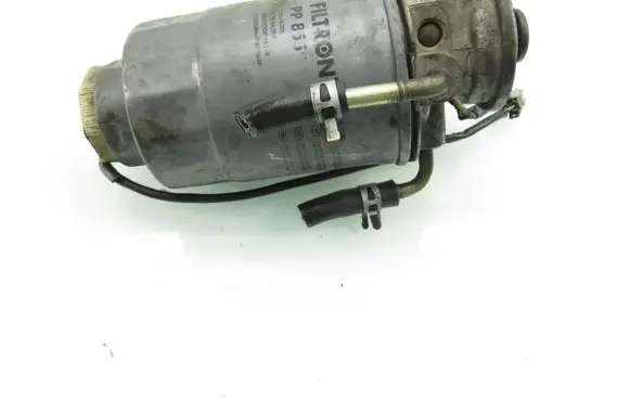 Toyota Corolla Verso E121 Fuel filter housing