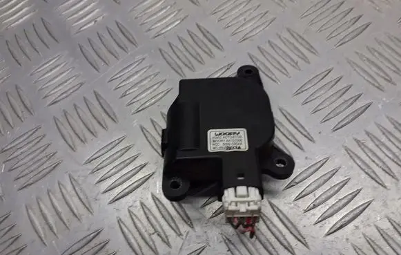 Hyundai Accent A/C air flow flap actuator/motor 