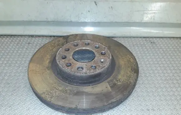 Volkswagen PASSAT B6 Front brake disc