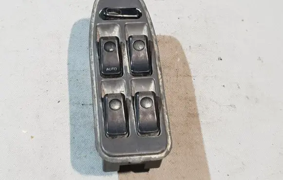 Mazda 626 Electric window control switch 5404J21
