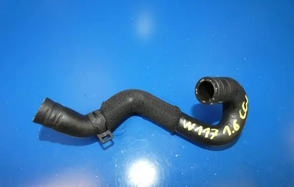 Mercedes-Benz CLA C117 X117 W117 Engine coolant pipe/hose A2702031782