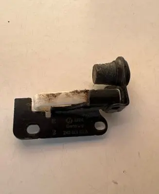 Volkswagen Caddy Sliding door check strap stopper 2K0843414A
