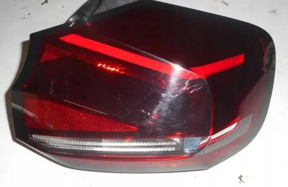 Citroen C4 III e-C4 Rear/tail lights 9831100080