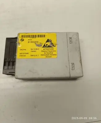 BMW 5 E60 E61 Central console control unit 9183233