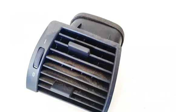 BMW X5 E53 Dash center air vent grill 64228402216 64.22-8402216