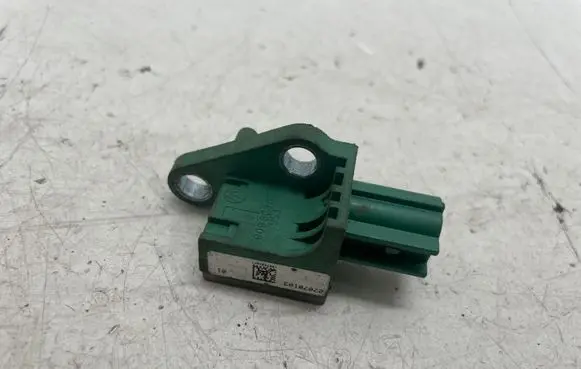 Audi A4 S4 B8 8K Airbag deployment crash/impact sensor 3C0909606