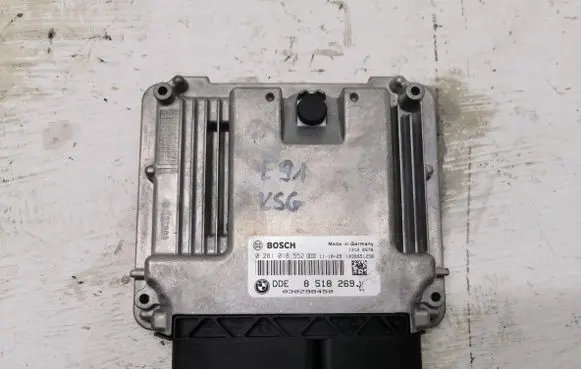 BMW 3 E90 E91 Engine control unit/module ECU