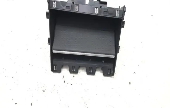 Volkswagen Tiguan Central console drawer/shelf pad 571863284