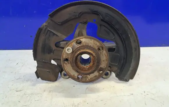 Volvo S80 Front wheel hub 6G912C447BE 31201286