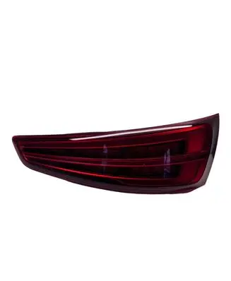 Audi Q3 8U Tailgate rear/tail lights 8U0945094N 628004 628000E13924