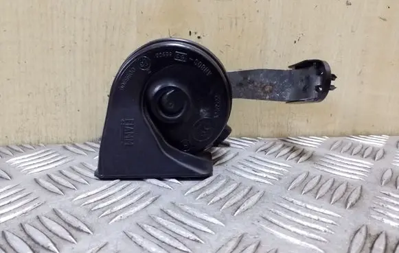 Volvo S60 Horn signal 30796897