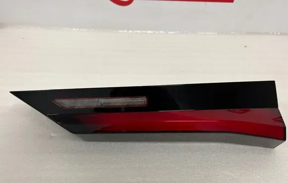 BMW X1 U11 Tailgate rear/tail lights H8946535609 F03862000F
