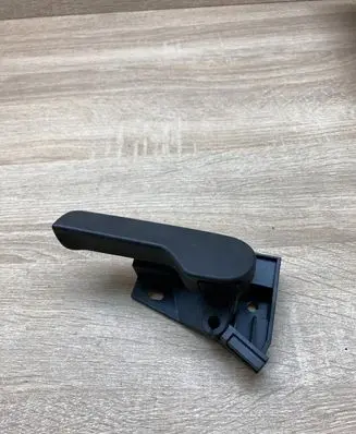 Engine bonnet (hood) release handle