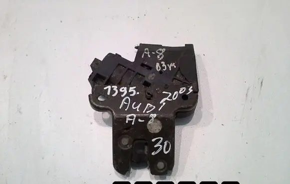 Audi A8 S8 D3 4E Front door lock 4e0827645