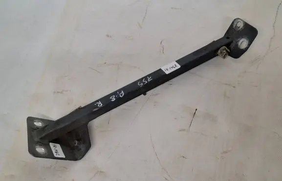 Audi A8 S8 D3 4E Fender mounting bracket 4E0805464E