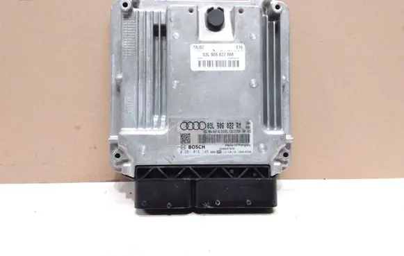 Audi A4 S4 B8 8K Engine control unit/module 03L906022RM 0281016145