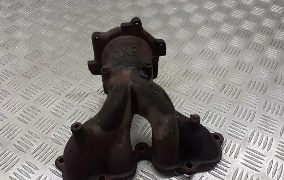 Nissan Micra Exhaust manifold