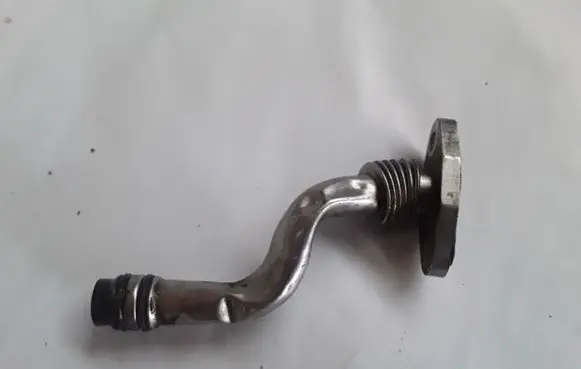 Volkswagen Tiguan Turbo turbocharger oiling pipe/hose 036145736F