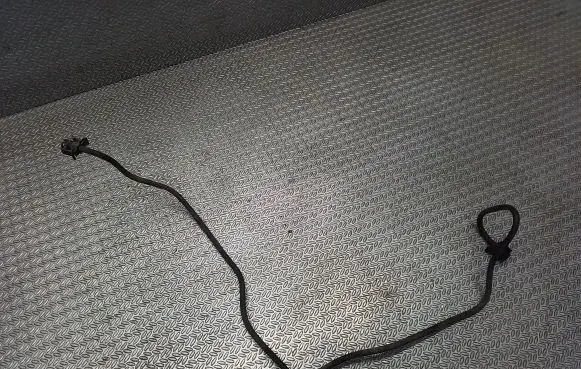 Coolant pipe/hose