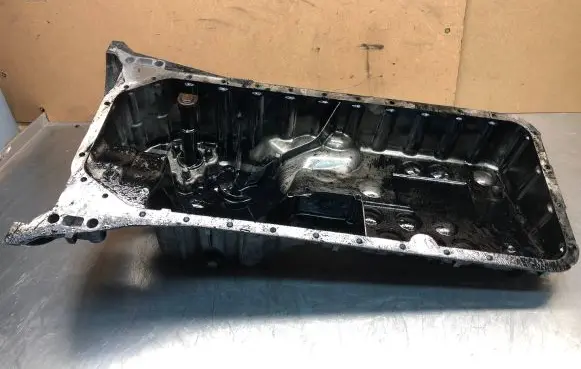 Mercedes-Benz E W211 Oil sump R6470140302 A6470140302 6470140302