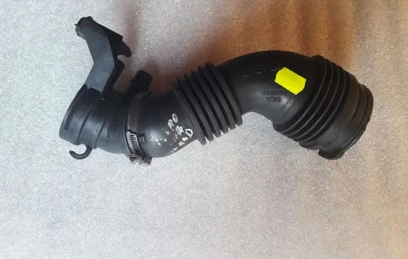 Renault Scenic II - Grand scenic II Intercooler hose/pipe 8200412983