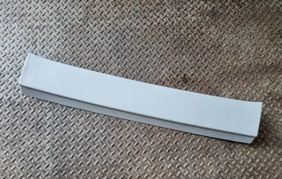 Volkswagen Tiguan Other trunk/boot trim element 5N0867617