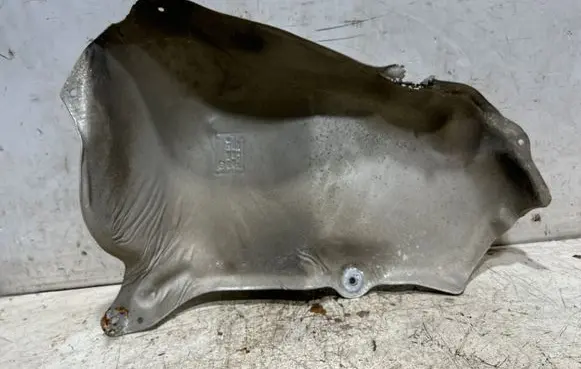 Volkswagen Golf V Exhaust heat shield 1K0825721E