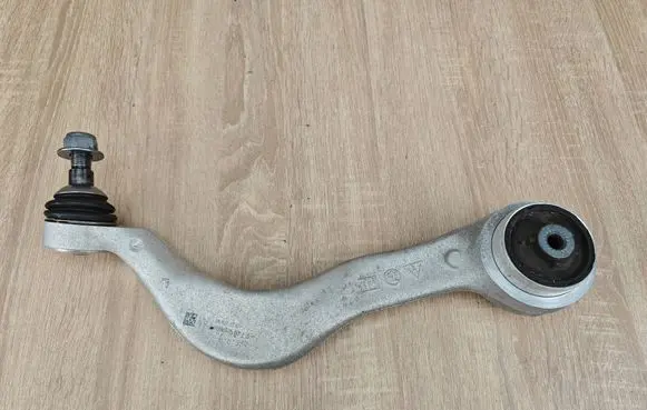 BMW 4 G22 G23 G24 G26 Front lower control arm/wishbone 6898535
