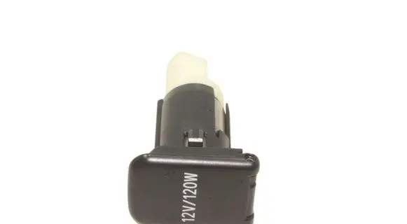 Toyota Prius (XW50) 12 V Socket (front) 