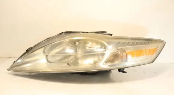 Ford Mondeo MK IV Headlight/headlamp