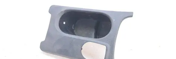Cup holder front